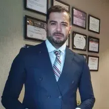 Op. Dr. Talha Tiryaki — Kadın Hastalıkları Ve Doğum, Gaziantep. Portre fotoğrafı.