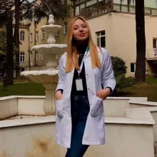 Psk. Büşra İpek — Psikoloji, İstanbul. Portre fotoğrafı.