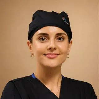 Op. Dr. Esra Ayanoğlu — Kadın Hastalıkları Ve Doğum, Ataşehir, İstanbul. Portre fotoğrafı.