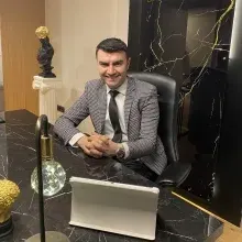 Op. Dr. Özgür Ağlamış — Kadın Hastalıkları Ve Doğum, İstanbul. Portre fotoğrafı.