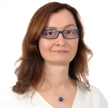 Doç. Dr. Devran Tan — Psikiyatri, İstanbul. Portre fotoğrafı.