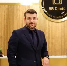 Doç. Dr. Bora Çoşkun — Kadın Hastalıkları Ve Doğum, Ankara. Portre fotoğrafı.