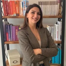 Kl. Psk. Fulya Sena Taşkınsoy — Psikoloji, İstanbul. Portre fotoğrafı.