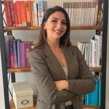 Kl. Psk. Fulya Sena Taşkınsoy — Psikoloji, İstanbul. Portre fotoğrafı.