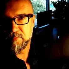 Prof. Dr. Alper Sarı — Mersin. Portre fotoğrafı.