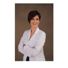 Doç. Dr. Songül Alemdaroğlu — Kadın Hastalıkları Ve Doğum, Adana. Portre fotoğrafı.