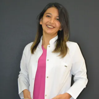 Dt. Hatice Temizyürek profilinde yer alan galeri fotoğrafı.