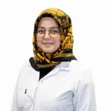 Uzm. Dr. Leyla Çelebi — Çocuk ve Ergen Psikiyatrisi, Üsküdar, İstanbul. Portre fotoğrafı.