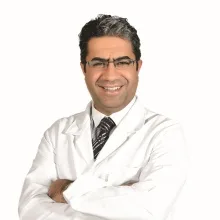 Op. Dr. Talat Remzi Demirkol — Kadın Hastalıkları Ve Doğum, Eskişehir. Portre fotoğrafı.