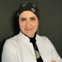 Dt. Yeşim Şeker — Diş Hekimi, İstanbul. Portre fotoğrafı.