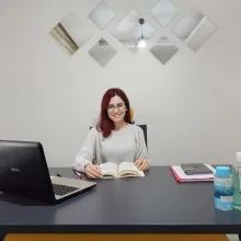 Psk. Dan. Nazlı Arslan — Psikolojik Danışma ve Rehberlik, Isparta. Portre fotoğrafı.
