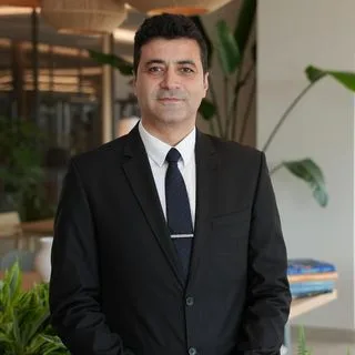 Dr. M. Akif Akçal — Ortopedi Ve Travmatoloji, Antalya. Portre fotoğrafı.