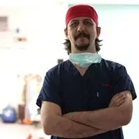 Prof. Dr. Alper Çelik — İstanbul. Portre fotoğrafı.