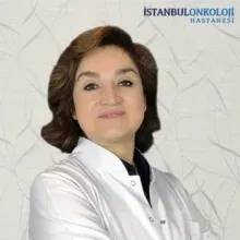 Uzm. Dr. Gülşen Gökçe — Çocuk Sağlığı Ve Hastalıkları, Maltepe, İstanbul. Portre fotoğrafı.