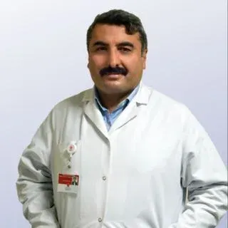 Prof. Dr. Atilla Polat — Ortopedi Ve Travmatoloji, Ümraniye, İstanbul. Portre fotoğrafı.