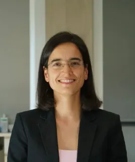 Prof. Dr. Deram Büyüktaş profilinde yer alan galeri fotoğrafı.