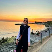 Dyt. Gamze Gülen — Diyetisyen, İstanbul. Portre fotoğrafı.