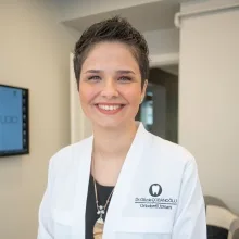 Dr. Dt. Gözde Çobanoğlu — Ankara. Portre fotoğrafı.