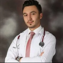Op. Dr. Eren Uyan — Ortopedi Ve Travmatoloji, Sakarya. Portre fotoğrafı.