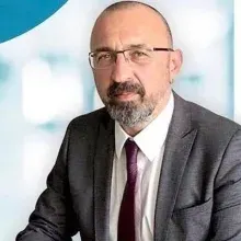 Prof. Dr. Mehmet Özdoğan — Adana. Portre fotoğrafı.