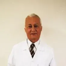 Op. Dr. Mehmet Sezgin — Kulak Burun Boğaz. Portre fotoğrafı.