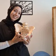 Fzt. Zeynep Kayaaslan — Fizyoterapi Ve Rehabilitasyon, Ankara. Portre fotoğrafı.