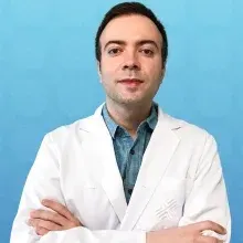 Uzm. Dr. Abdurrahman Aslan — Dermatoloji, İstanbul. Portre fotoğrafı.