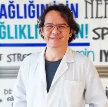 Op. Dr. Bekir Savaş Aksoy — Kadın Hastalıkları Ve Doğum. Portre fotoğrafı.