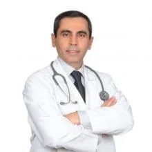 Dr. Ceyhun Nuri — Akupunktur, Ankara. Portre fotoğrafı.