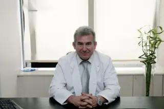 Uzm. Dr. Muzaffer Uyar profilinde yer alan galeri fotoğrafı.