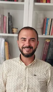 Dr. Öğr. Üyesi Akay Edizsoy profilinde yer alan galeri fotoğrafı.