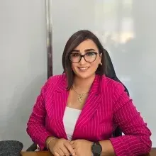 Psk. Aslıhan Tınastepe Sevin — Psikoloji. Portre fotoğrafı.