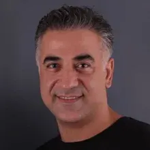 Op. Dr. Onur Arıdaşır — Kulak Burun Boğaz, İstanbul. Portre fotoğrafı.