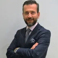 Prof. Dr. H. Yener Erken — Ortopedi Ve Travmatoloji, Çanakkale. Portre fotoğrafı.