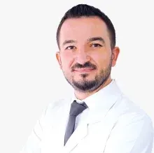 Doç. Dr. Volkan Karataşlı — Kadın Hastalıkları Ve Doğum, Balıkesir. Portre fotoğrafı.