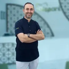 Dt. İsmail Türkoğlu — Diş Hekimi, Selçuklu, Konya. Portre fotoğrafı.