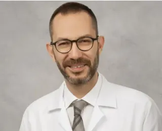 Prof. Dr. Aras Emre Canda profilinde yer alan galeri fotoğrafı.