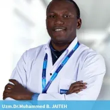 Uzm. Dr. Muhammed B. Jaiteh — İç Hastalıkları, Antalya. Portre fotoğrafı.