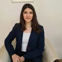 Kl. Psk. Ceren Gündüz — Psikoloji. Portre fotoğrafı.