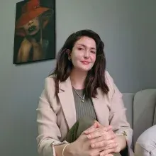 Psk. Beyza Nur Yıldırım — Psikoloji. Portre fotoğrafı.