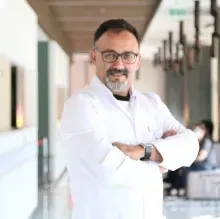 Prof. Dr. Fahri Yetişir — Keçiören, Ankara. Portre fotoğrafı.