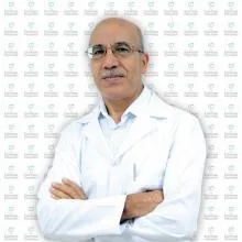 Uzm. Dr. Adnan Öbek — Dermatoloji, Nilüfer, Bursa. Portre fotoğrafı.