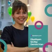 Dyt. Fatma Sevilay Kan — Diyetisyen, İstanbul. Portre fotoğrafı.