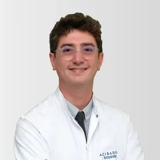 Doç. Dr. Emil Aliyev — Çankaya, Ankara. Portre fotoğrafı.
