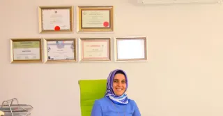 Uzm. Dr. Nazlı Çelenk profilinde yer alan galeri fotoğrafı.