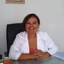 Dr. Dt. Gül Aykanat — İstanbul. Portre fotoğrafı.
