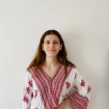 Psk. Eylül Uçeren — Psikoloji. Portre fotoğrafı.