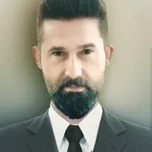 Uzm. Dr. Mustafa Yasin Önder — Psikiyatri, Kırıkkale. Portre fotoğrafı.