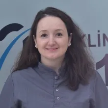 Uzm. Dt. Meliha Haşimoğlu — Ortodonti, Kocaeli. Portre fotoğrafı.