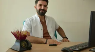 Op. Dr. Enes Kara profilinde yer alan galeri fotoğrafı.